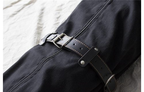 Body Bag Straight Jacket aus Nylon – Starkes & kinky Design