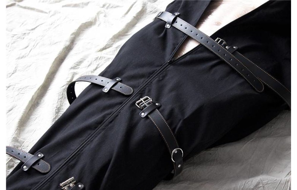 Body Bag Straight Jacket aus Nylon – Starkes & kinky Design