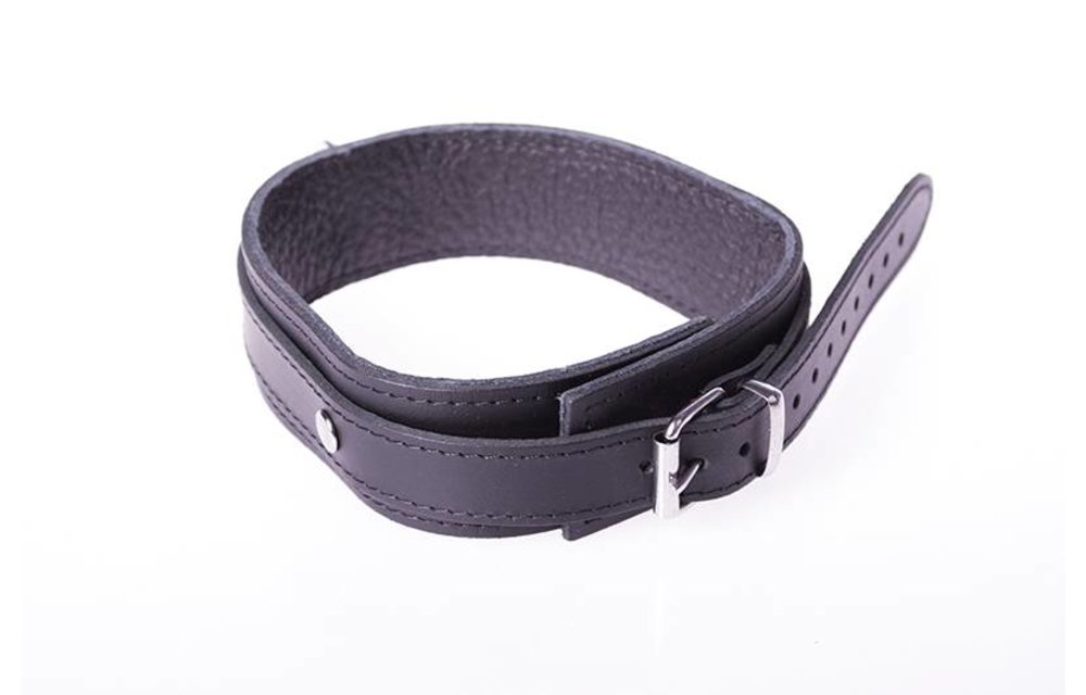 Schwarzes Halsband Basic aus rotem Leder mit D-Ring | Kiotos