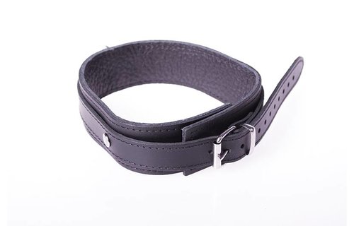 Schwarzes Halsband Basic aus rotem Leder mit D-Ring | Kiotos