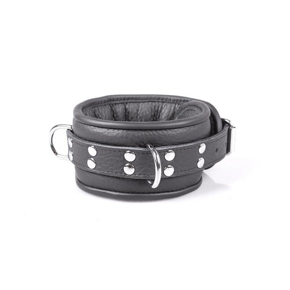 Zwarte Professionele Halsband 7 cm met Zilveren Studs | Kiotos