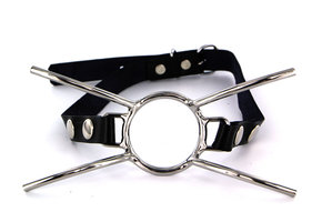 Cat Mundknebel mit offenem Ring | Schwarzes Leder mit silbernen Nieten