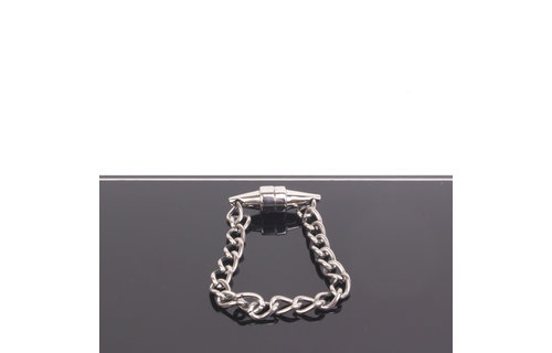 Magnetic Nipple Pinchers with polished chain