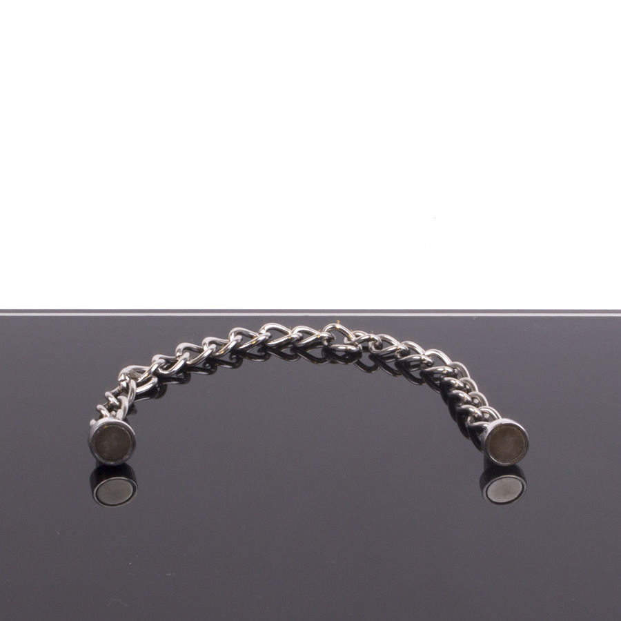 Magnetic Nipple Pinchers with polished chain