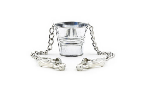 Clover Nipple Clamps with Bucket – Fill them with drink or water!