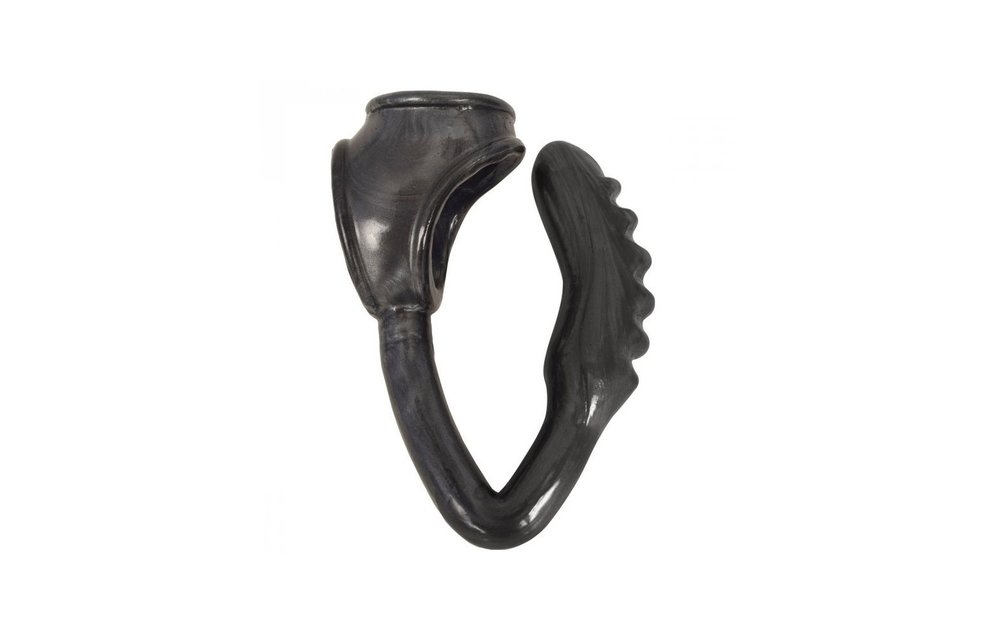 The Duke Cock en Ball Ring met Anaal Plug