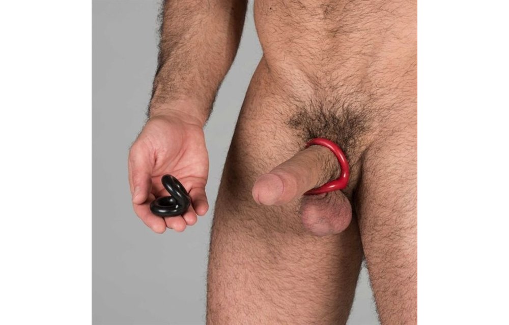 Trainer Cockring & Ball Stretcher Rot – Sport Fucker TPR Toy