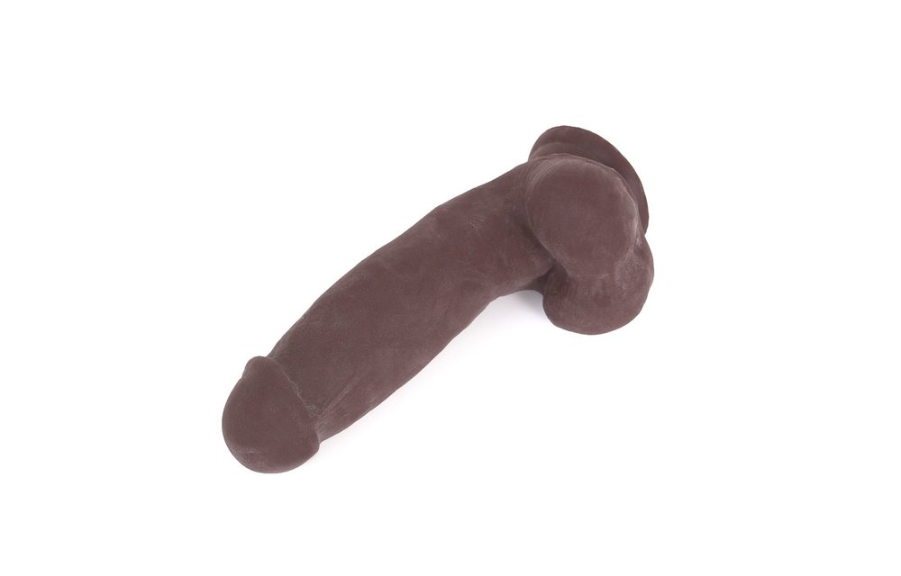 Brown Suction Cup Dildo 17.5 cm | Realistic & Flexible TPE