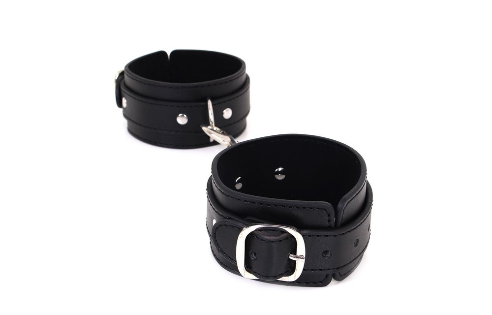 Ankle cuffs with double hook – PU leather for him & her