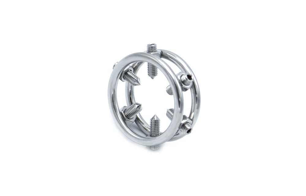 Eikel Cockring met Spikes | Stalen Pijnring voor Durfstenen