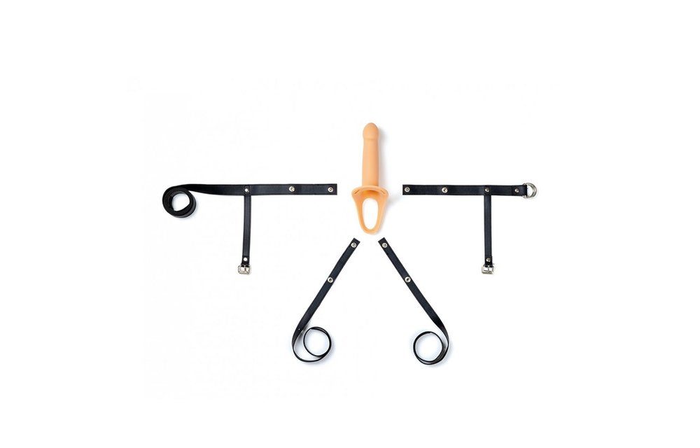 Hollow Strap-On Vibrating Harness | Verstellbar & wiederaufladbar