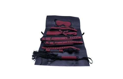 Luxuriöses bordeauxrotes Bondage-Set mit komplettem BDSM-Koffer