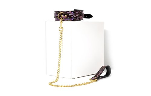 Collar Reptiles Print Gold