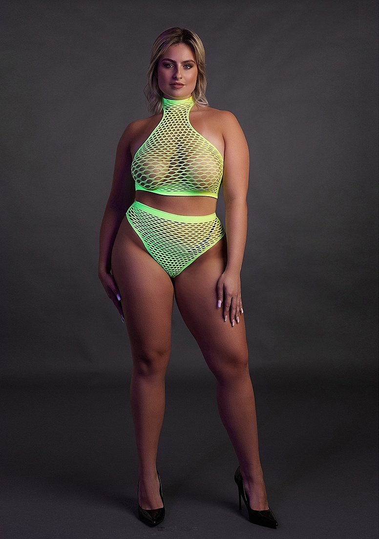 Turtle Neck and High Waist Slip