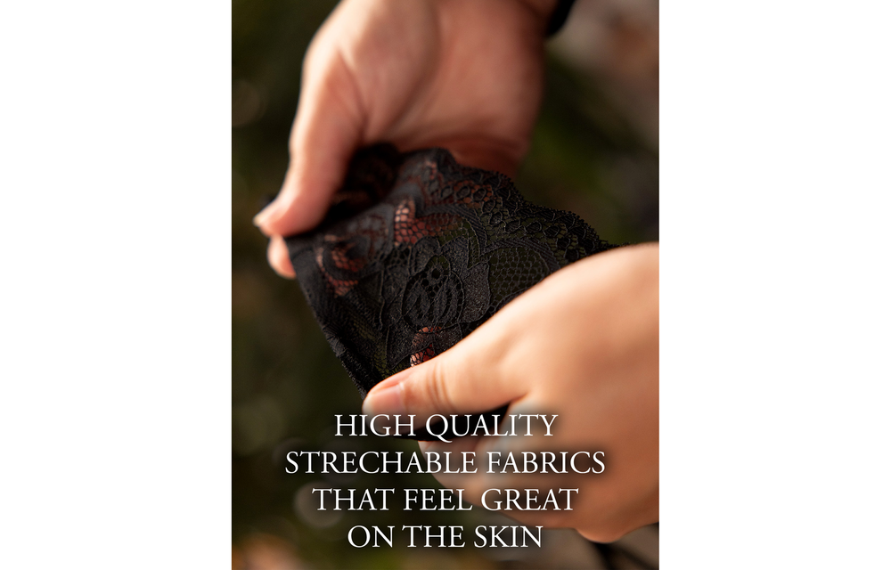 Léna Briefs Large Size – Seductive Black With Gold Details