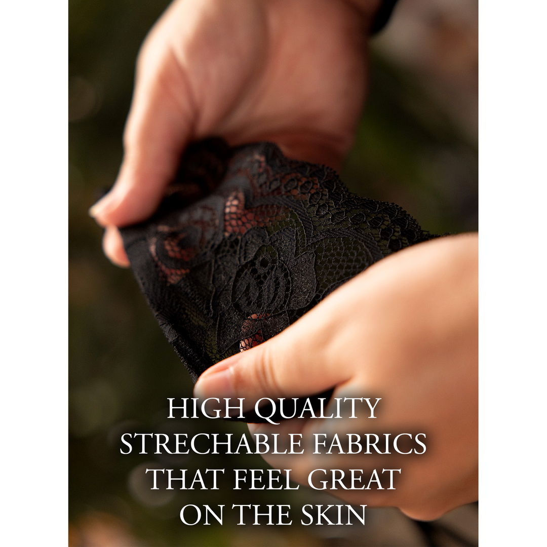 Ami Thong Black – Adjustable & Elegant with Gold Details