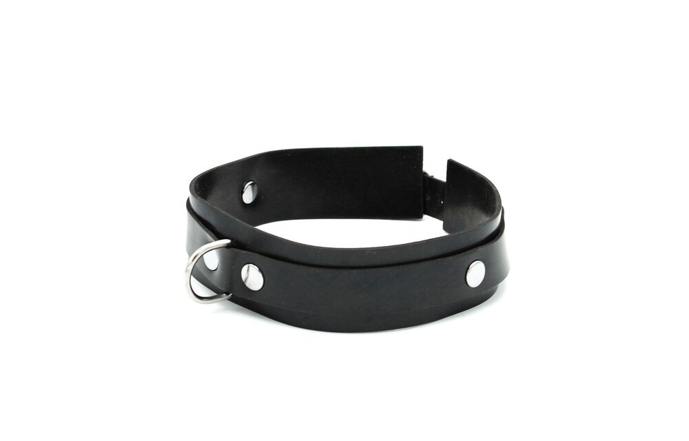 Rubber Collar Black – Sleek, Comfortable & Durable Collar
