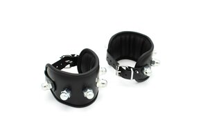 Leather Handcuffs Spikey Nuts – Comfort & Edgy Design