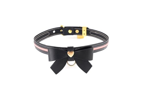 Sevanda Love Heart Butterfly Leather Collar – Elegant & Adjustable
