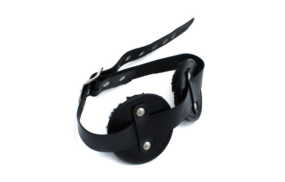Zwarte Leren Blinddoek Met Verstelbare Bontooglapjes - Luxe