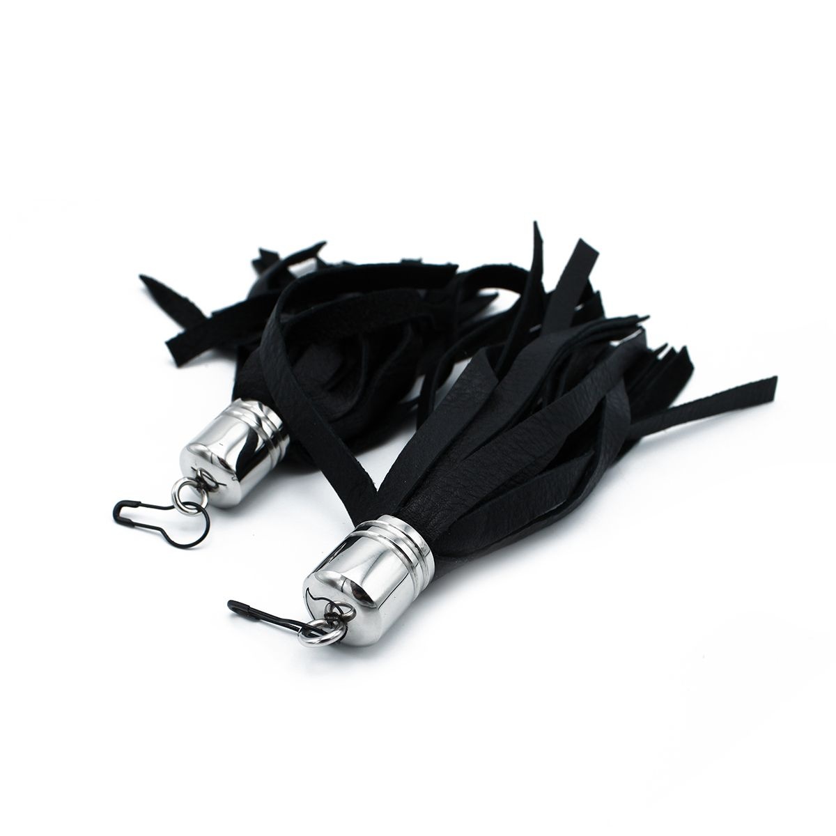 Black Leather Whip Earring – Bold & Stylish Accessory