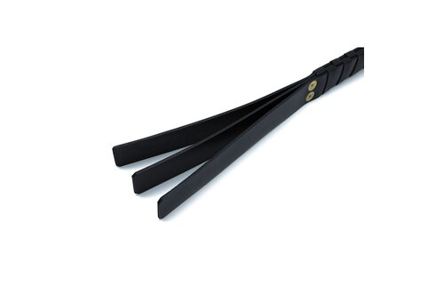 Zwarte Leren Paddle Met Goudkleurige D-Ring - Duurzaam & Stijlvol