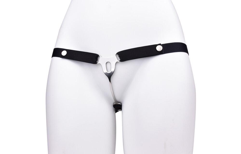 Chastity Plate With Strap Man-To-Woman | Comfort & Safety