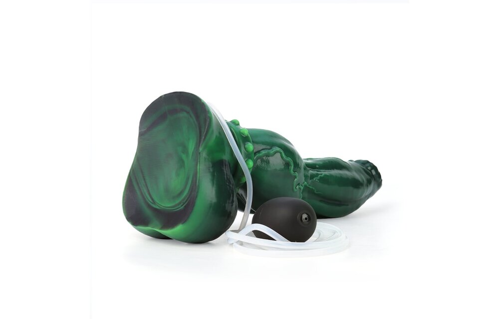 Emerald Excitement Squirting Dildo - M