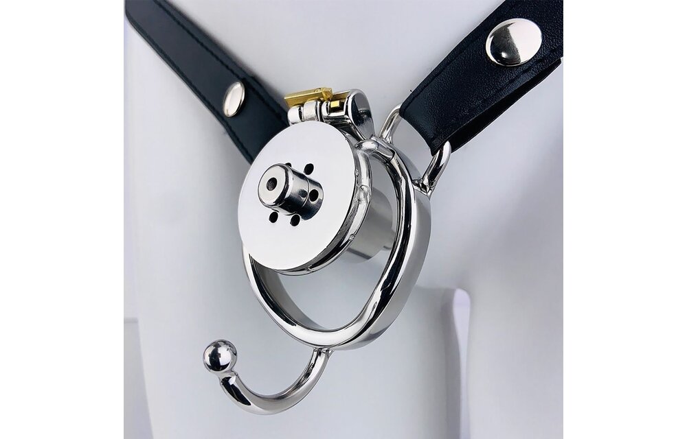 Chastity Device Negative Pole With Strap – Comfort & Safety