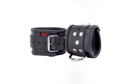 Leather Handcuffs Black – Comfort & Excitement From Red Leather