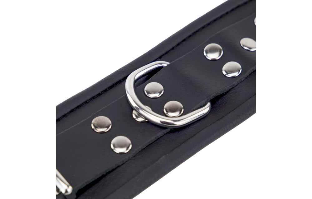 Leren Handboeien Zwart – Comfort & Spanning Van Rood Leer