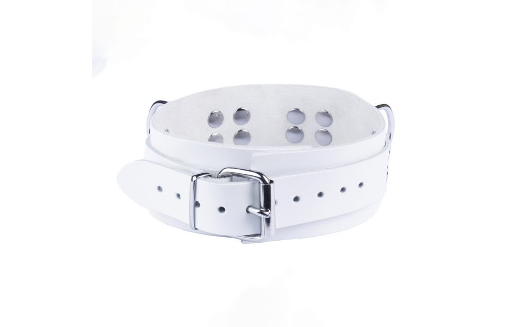 Ultra Leather Necklace White – Stylish & Durable Leather Accessory