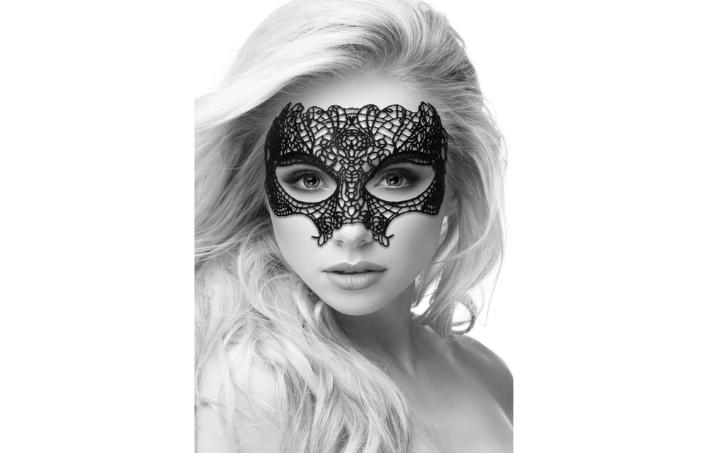Princess Lace Mask Black | Elegant & Comfortable Design