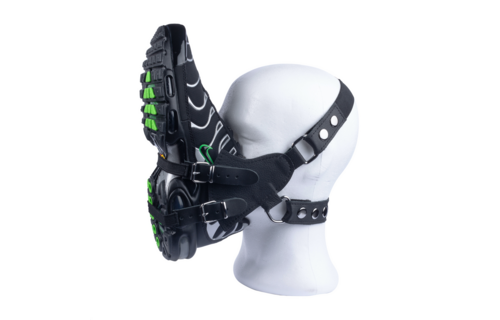 Sniff My Sneaker - Leren Masker - Zwart