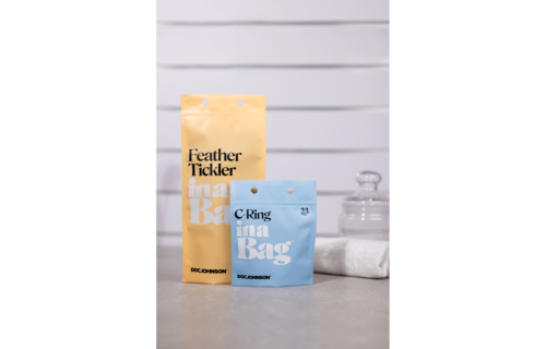 Feather Tickler Black | Compact & Exciting Pleasure