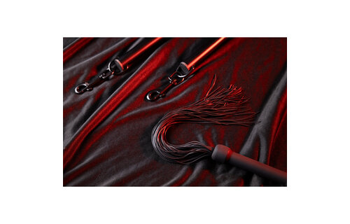 Beginners Silicone Flogger Black - Powerful & Versatile