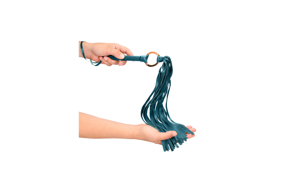 Ouch Halo Flogger – Luxury BDSM Pleasure & Excitement