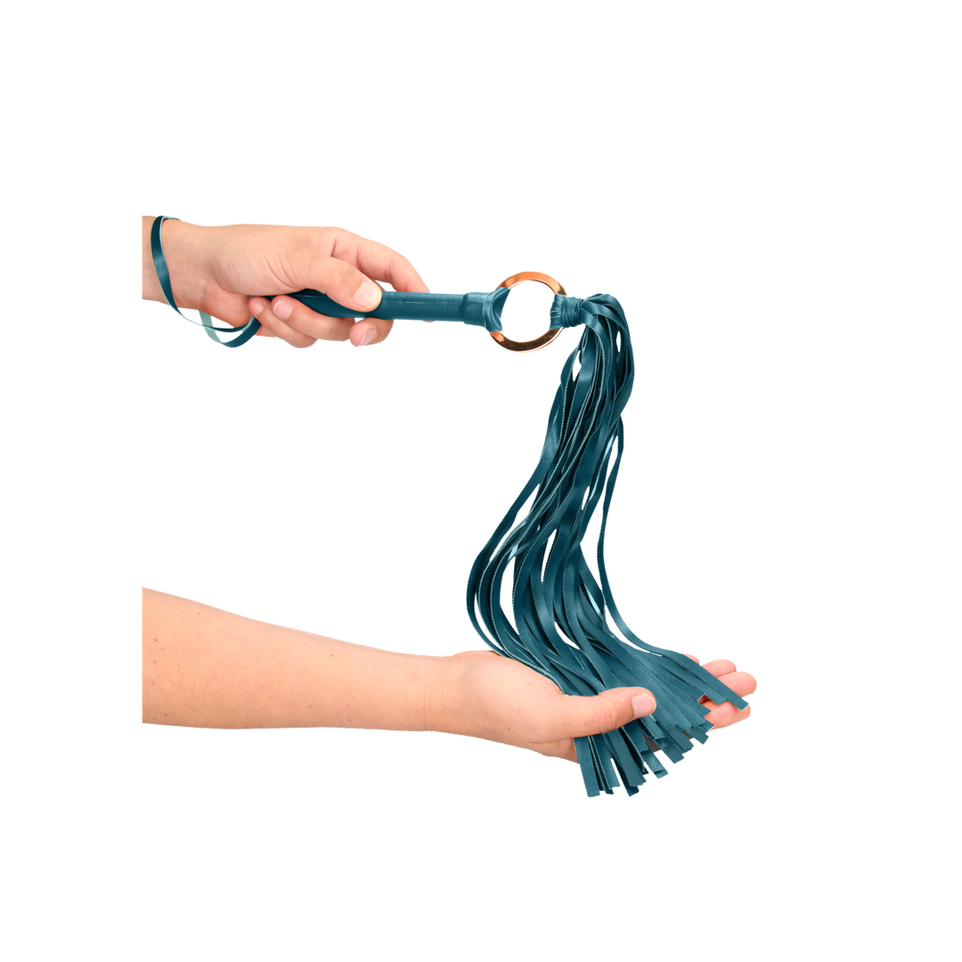 Ouch Halo Flogger – Luxuriöses BDSM-Vergnügen & Spannung