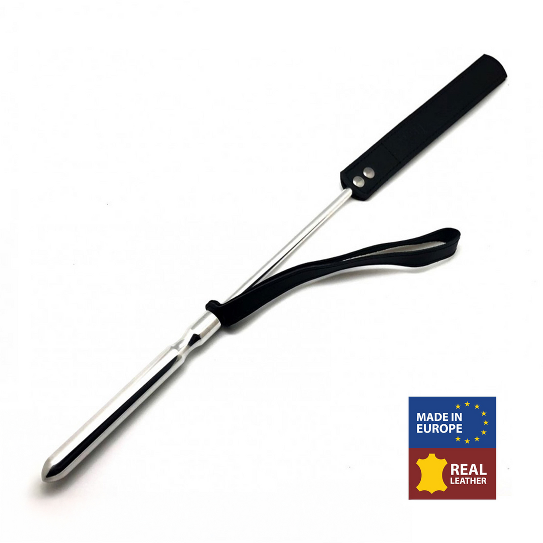 Metal & Leather Whip 52 cm Black/Silver - Durable & Stylish