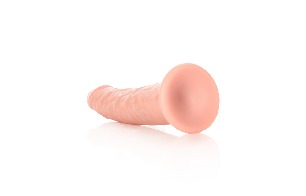 Slank Realistisch Dildo met Zuignap - 6 / 15,5 cm