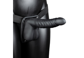 Geriffelter hohler Strap-On 9,9 cm Schwarz – Aufregendes Vergnügen