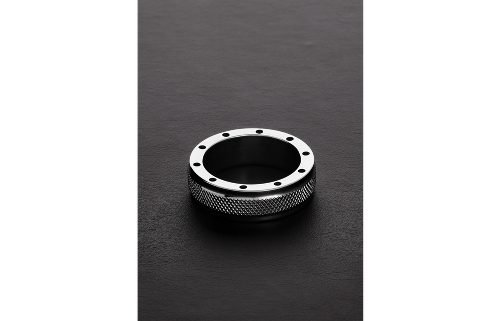 COOL und KNURL C-Ring | Kühle Bequemlichkeit und optimaler Halt aus Stahl