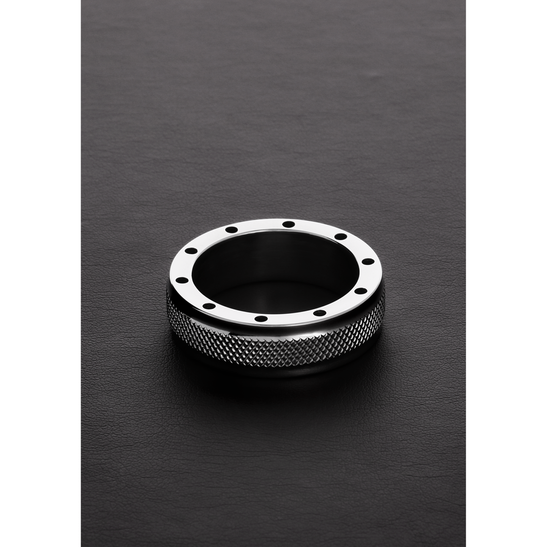 COOL and KNURL C-Ring | Cool Comfort & Optimal Grip steel