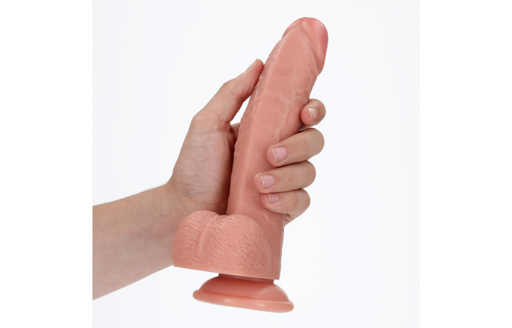 Curved Realistic Dildo with Balls and Suction Cup - 8 / 20,5 cm