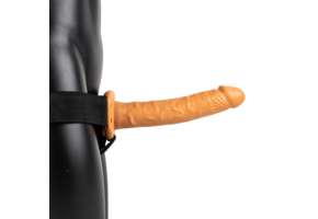 Hohl Strap-On 11 cm ohne Hoden – RealRock by Shots