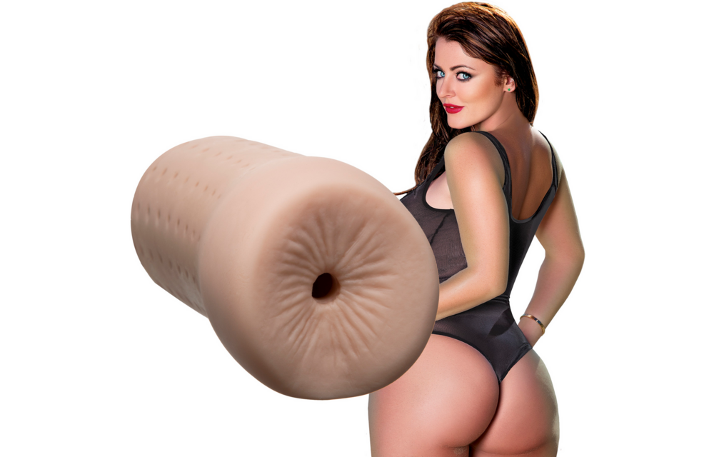 Sophie Dee - ULTRASKYN Pocket Ass Masturbator
