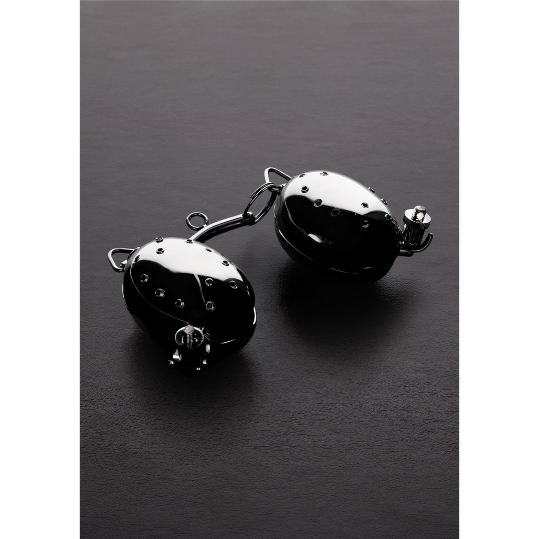 Evil Ball Crusher und Presser – Ultimative CBT-Folter sicher