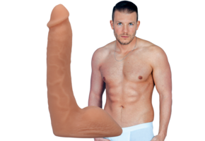 Codey Steele ULTRASKYN Dildo 20,3 cm – Realistisch & Warm