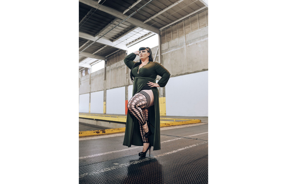 Jo - Thigh High - A - Zwart