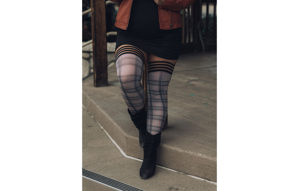 Lori - Thigh High - C - Grey